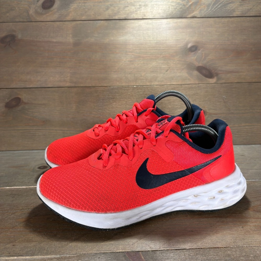 Nike Revolution 6 Womens size 6.5 wide shoes Red Mesh Lace Up running sneakers